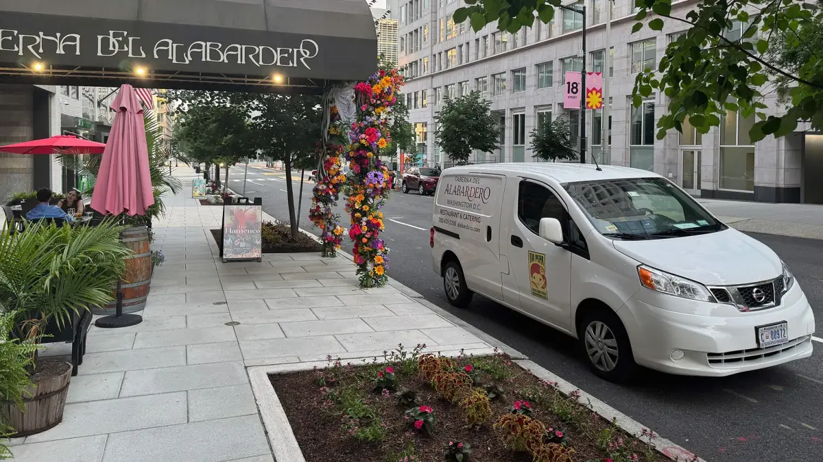 Alabardero delivery van outside the restaurant