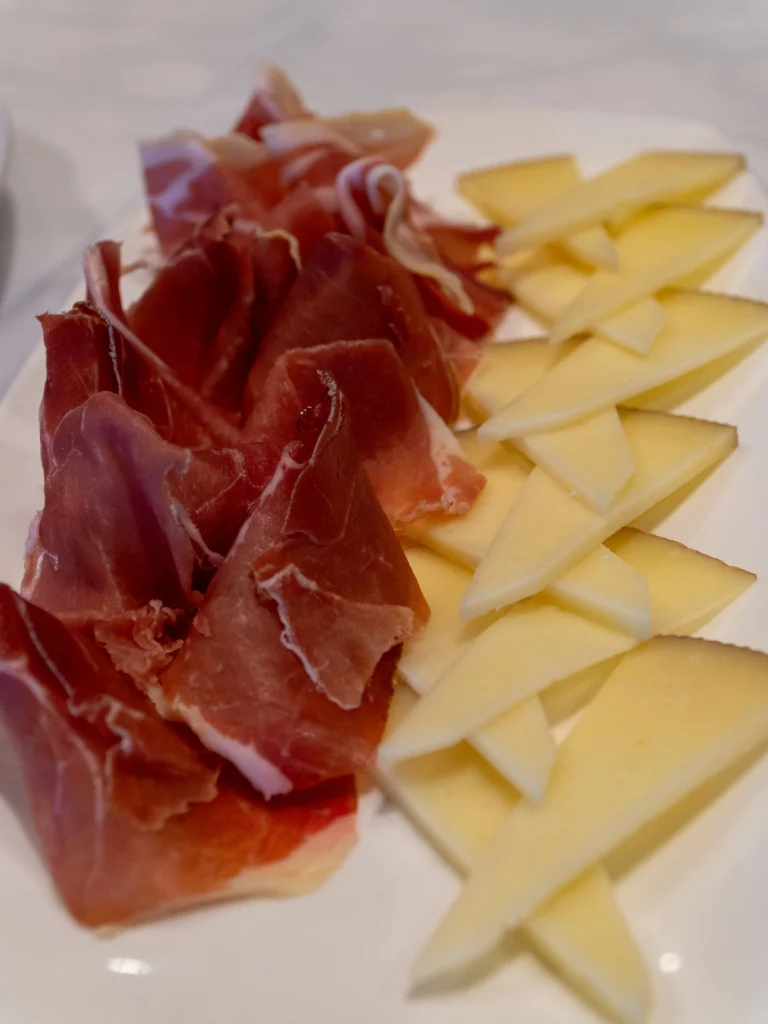 Catering: serrano ham and cheese plate