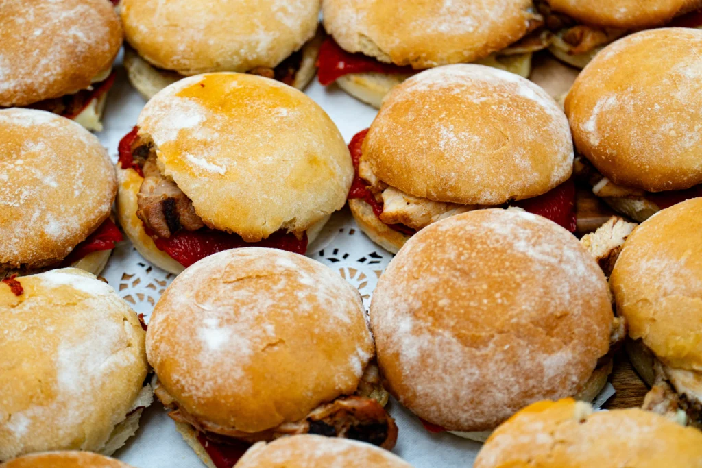 Catering: mini burgers on a serving tray