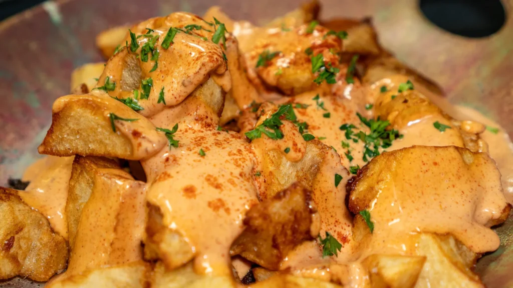 Patatas bravas